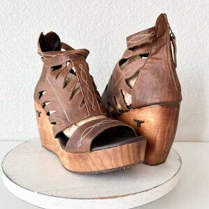 NEW Lane Boots BECCA Womens Brown Wedges 11 Western Sandals Cowgirl Wooden Heels